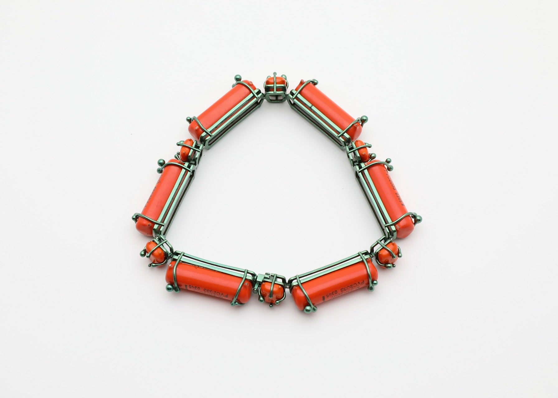 Compressed Choker